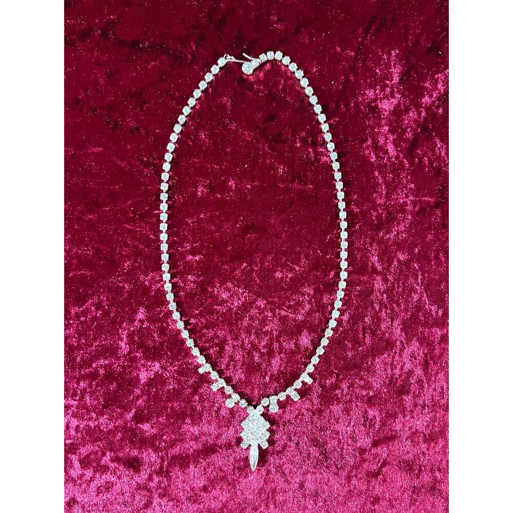 Vintage Collar Choker Necklace Silver Tone Metal Drop Pendant Rhinestones 16.5” - Picture 5 of 5